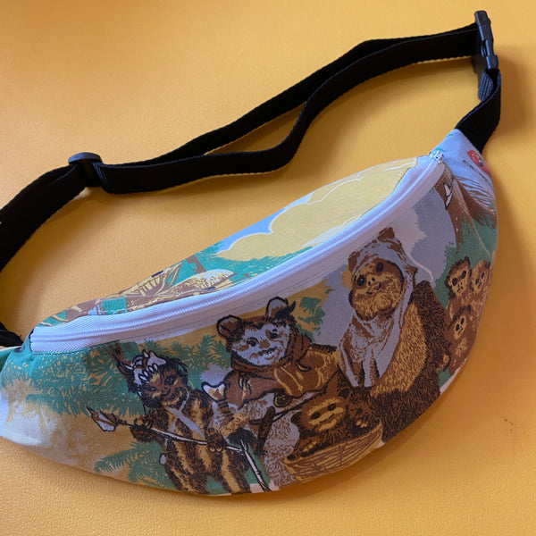 Retro Fabric bumbag Preorder (48)