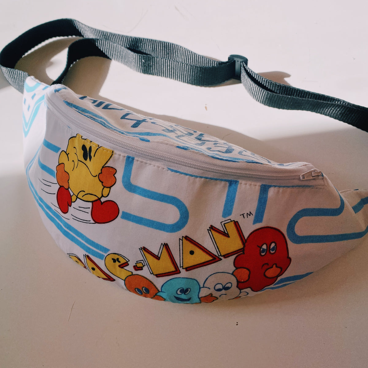 90's Bumbag / Fanny pack made from duvet covers (05)