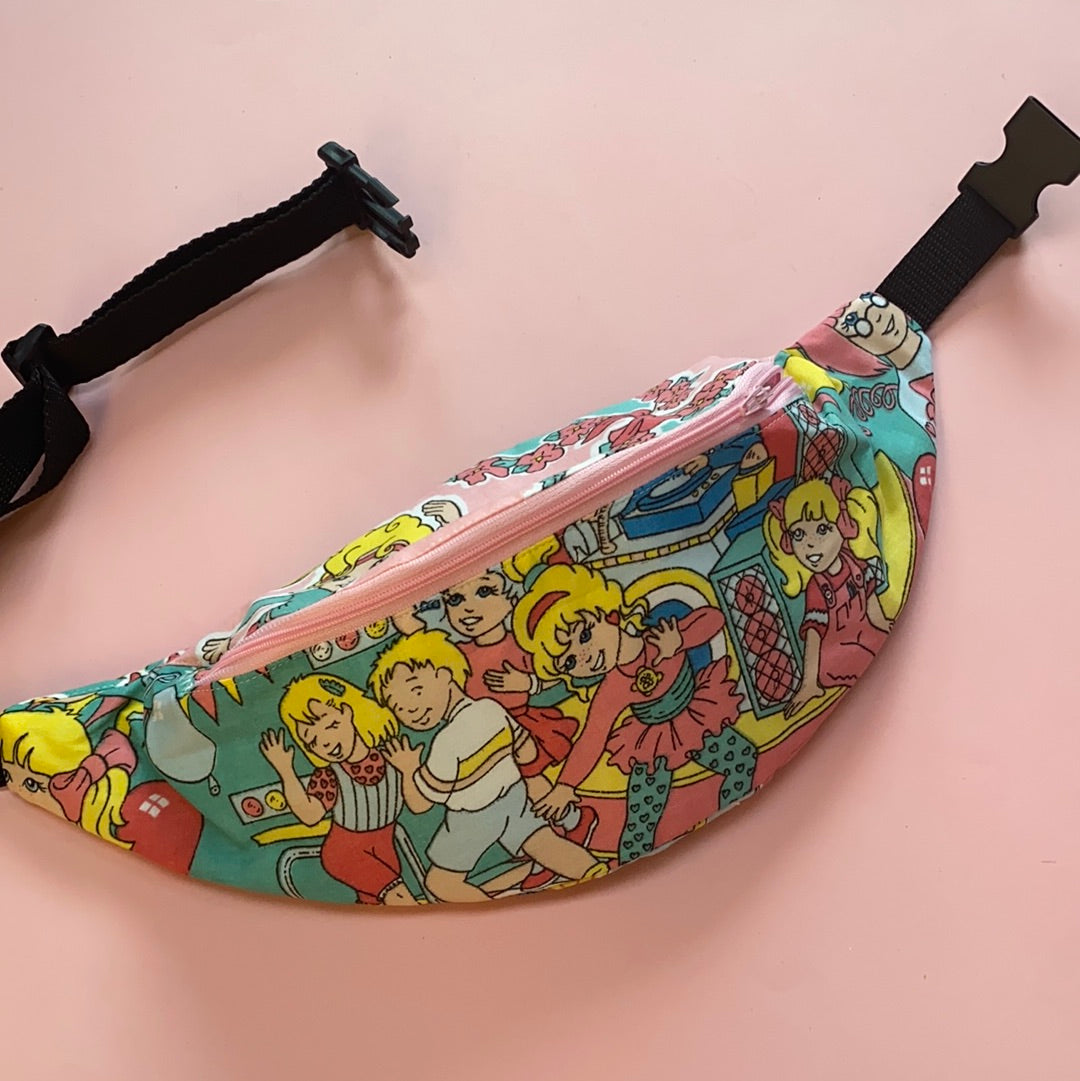 Reworked Duvet Cover bumbag.