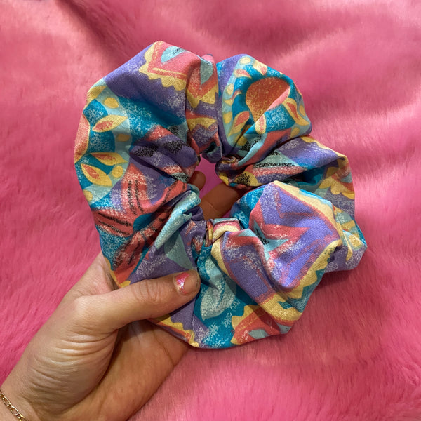 90’s scrunchie x1 - Made from reworked duvets!