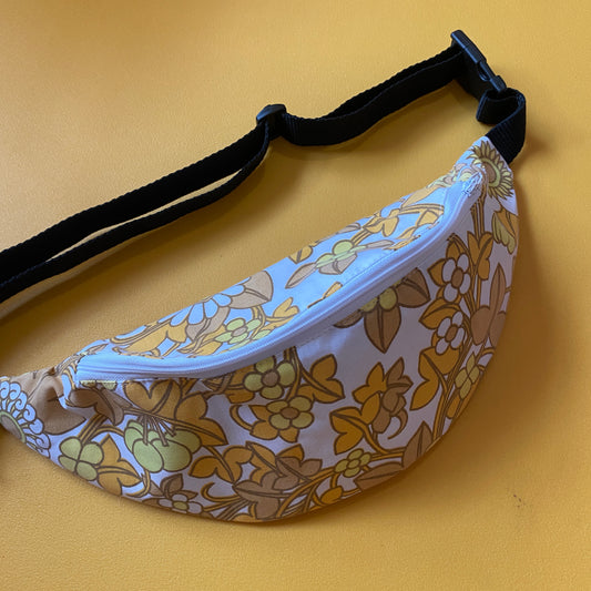 Retro Fabric bumbag Preorder (43)