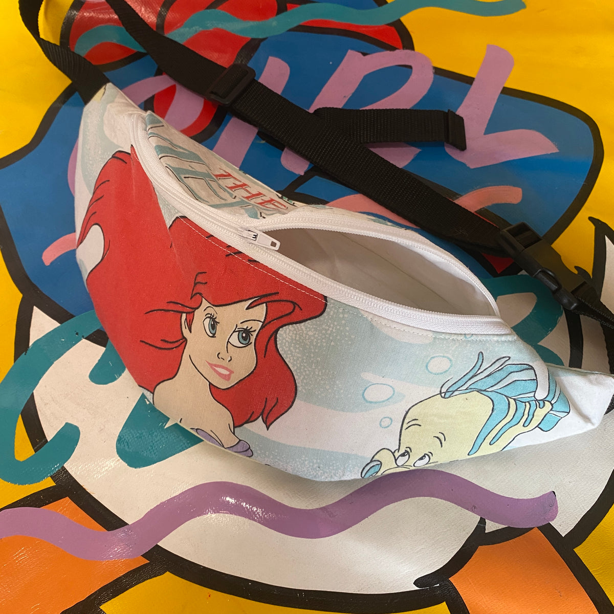 90's Bumbag / Fanny pack made from duvet covers (02)
