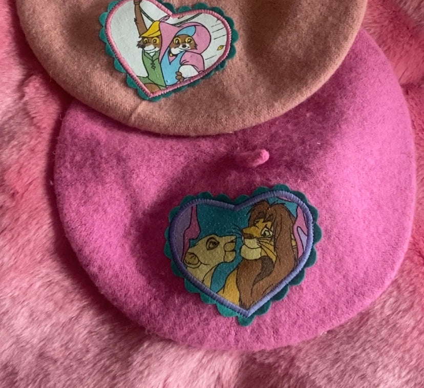One of a kind Beret LION KING DUVET