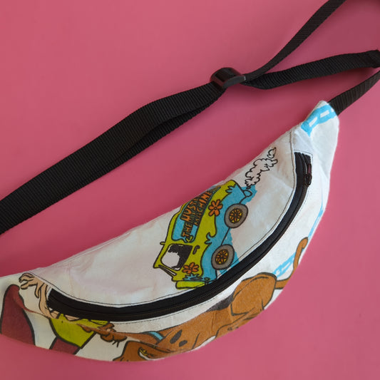 Reworked Duvet Cover bumbag.