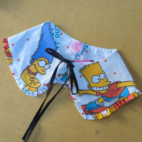 Majorly cute kitsch faux collar