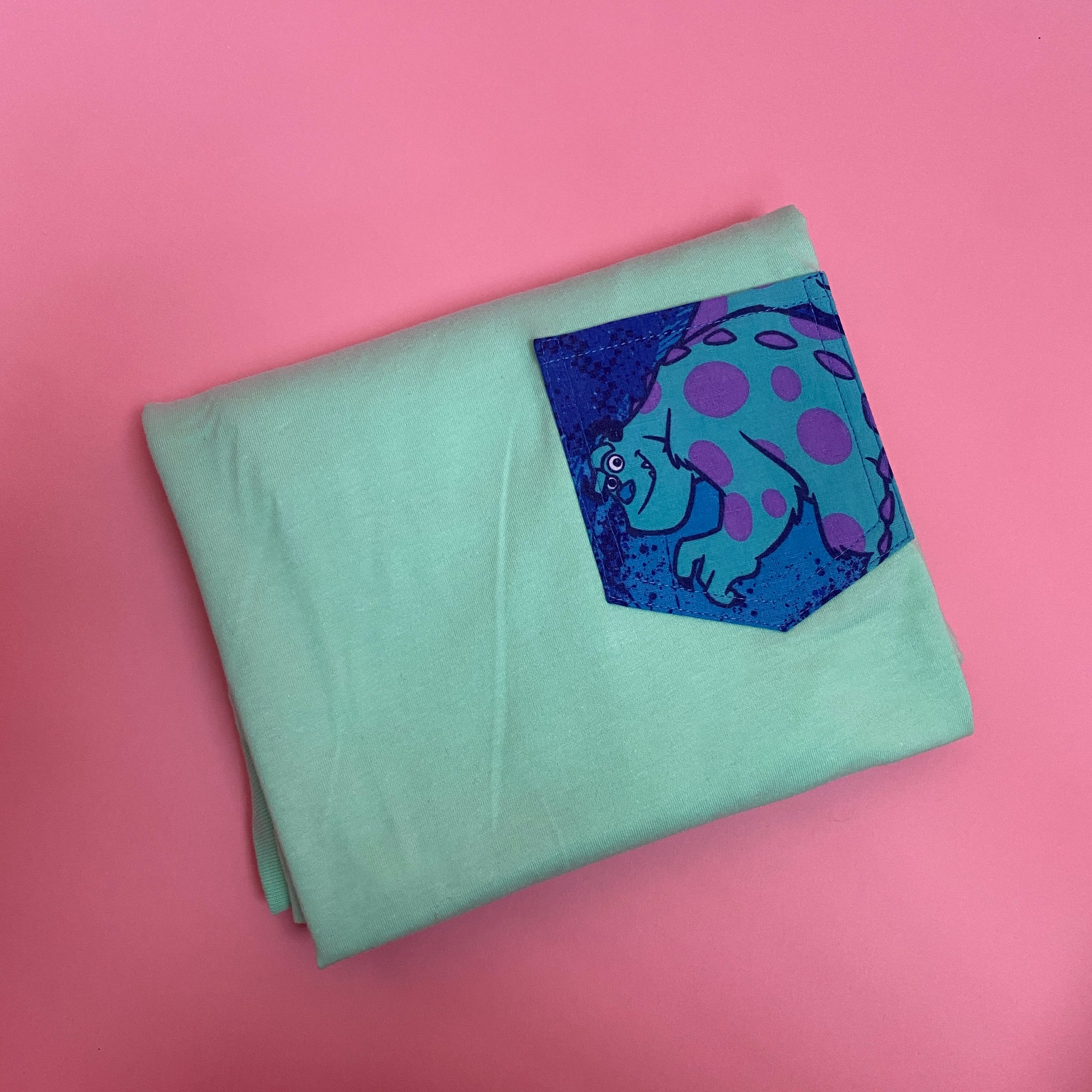 Pocket T-shirt. Ltd Edition - Size Medium