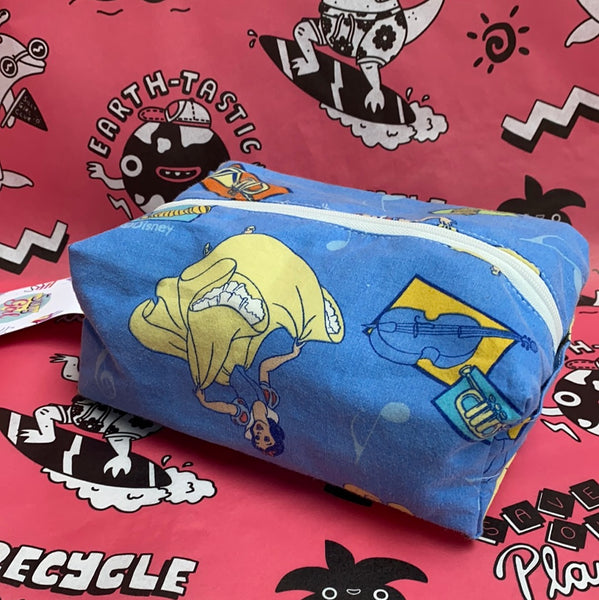 Make up bag / Pencil case