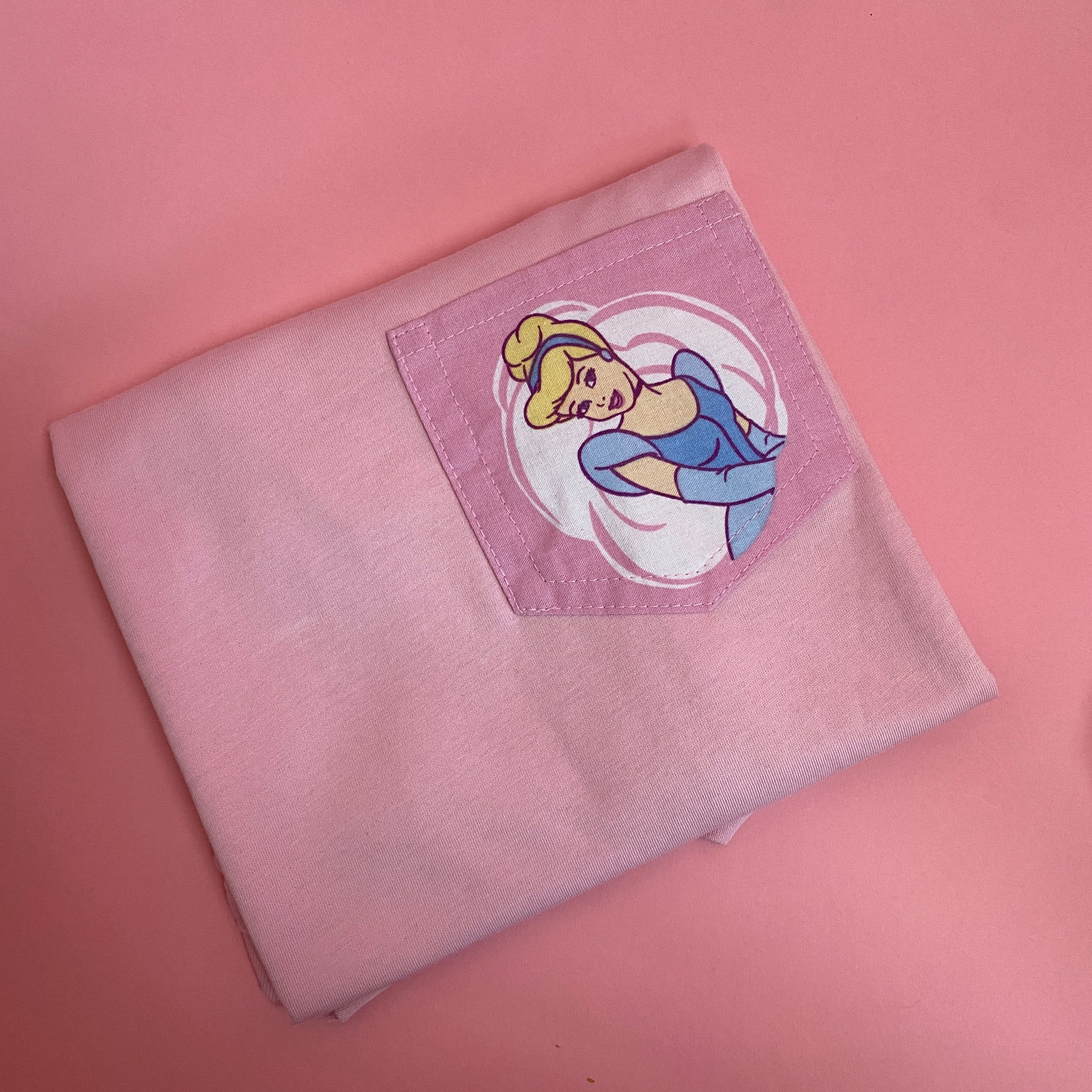 Pocket T-shirt. Ltd Edition - Size XS