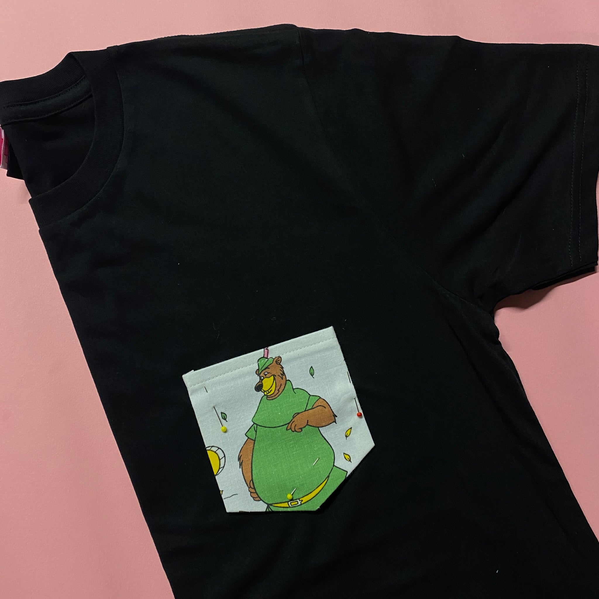 Pocket t-shirt. Ltd Edition - Size Medium