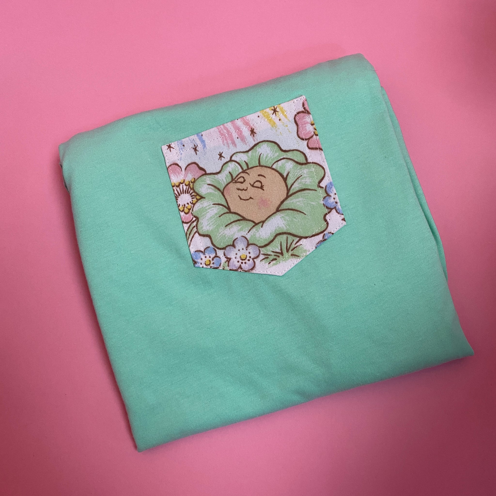 Pocket T-shirt. Ltd Edition - Size XXL