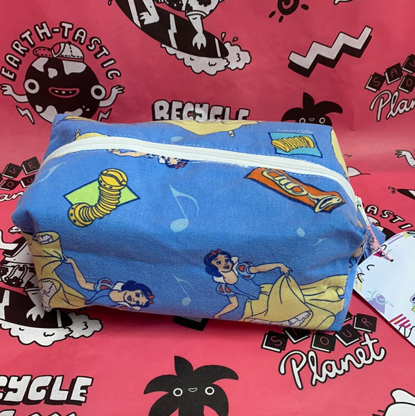 Make up bag / Pencil case